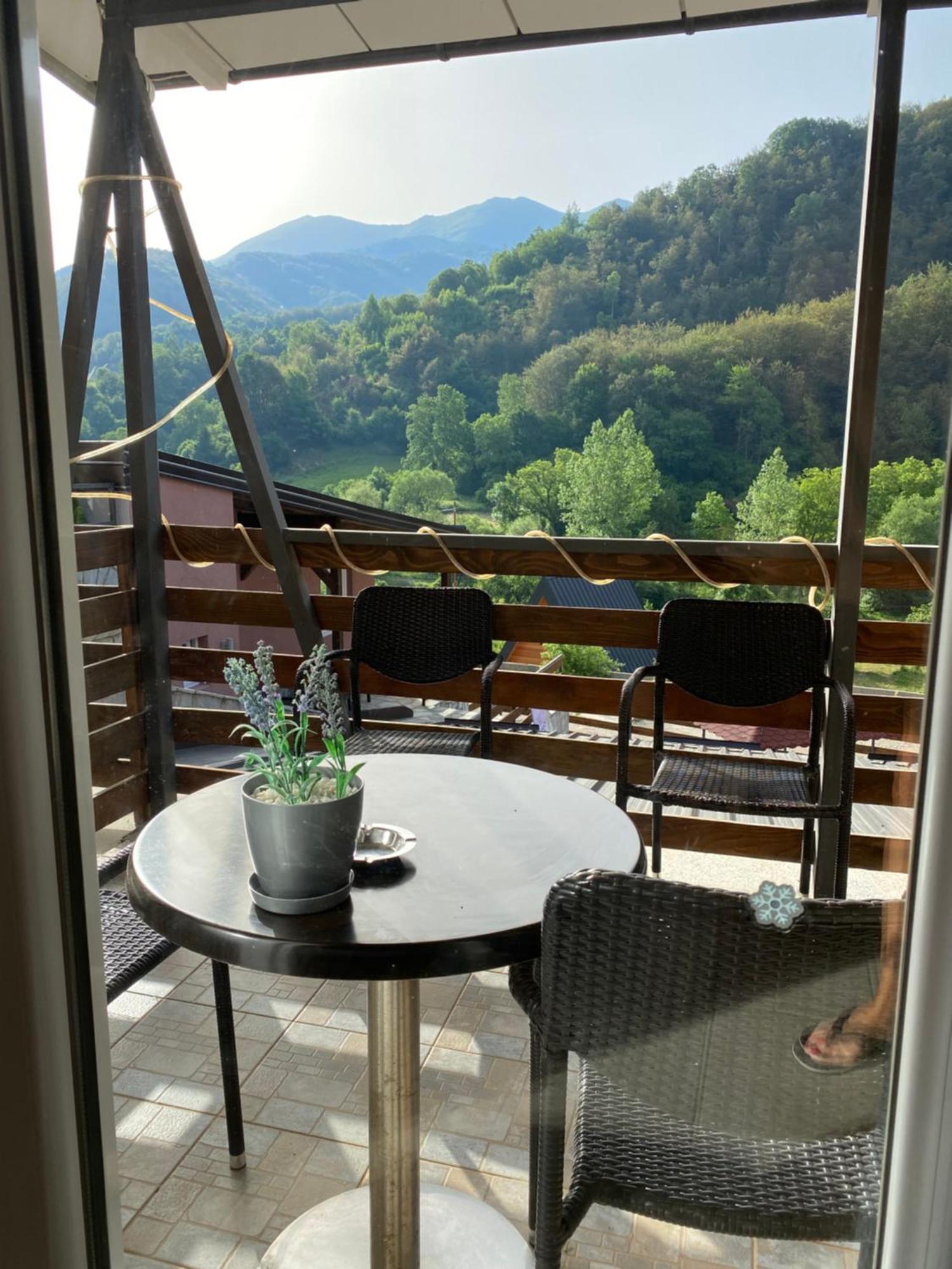 Aphrodite Hills Apartments-Stara Planina Crni Vrh Ngoại thất bức ảnh